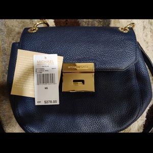 MICHAEL KORS CECELIA MEDIUM SADDLE BAG